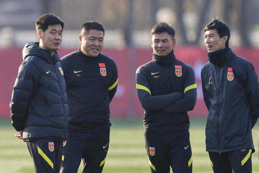 女生让男生桶到爽